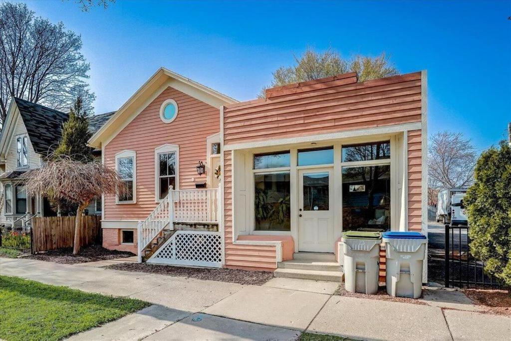 Insta Worthy Home! *Sleeps 8* - Walker'S Point! Milwaukee Kültér fotó